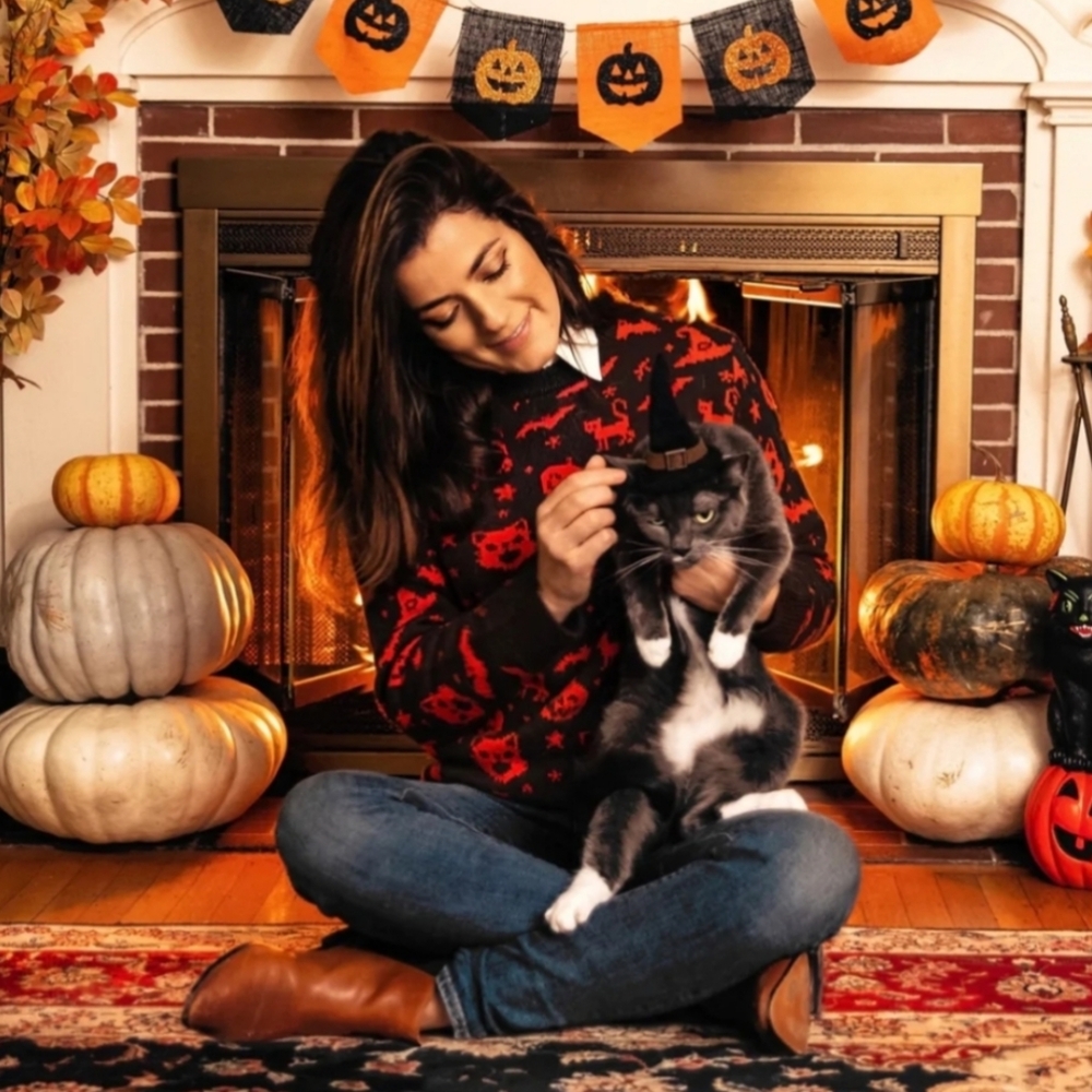KJP Hocus Pocus Halloween Sweater - DISCONTINUED, RARE! - Picture 2 of 7